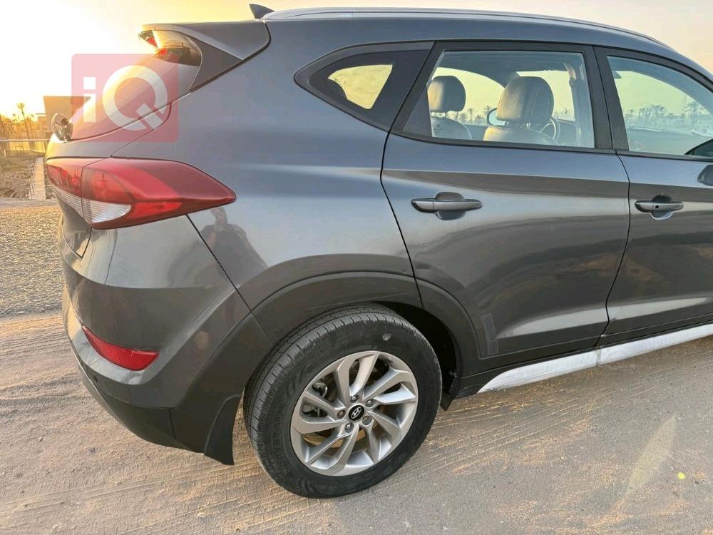 هیوندای تۆکسۆن